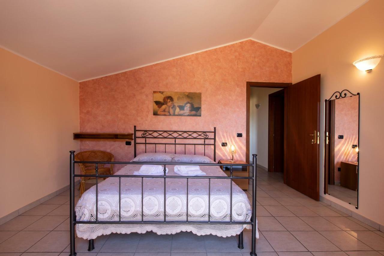 B&B La Casa Fra Gli Olivi マルシャーノ エクステリア 写真