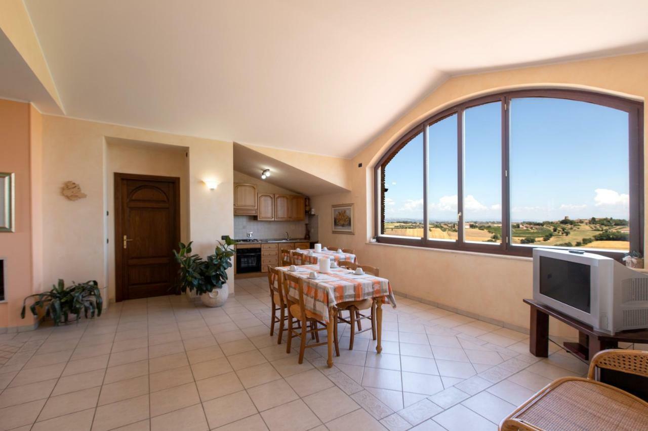 B&B La Casa Fra Gli Olivi マルシャーノ エクステリア 写真